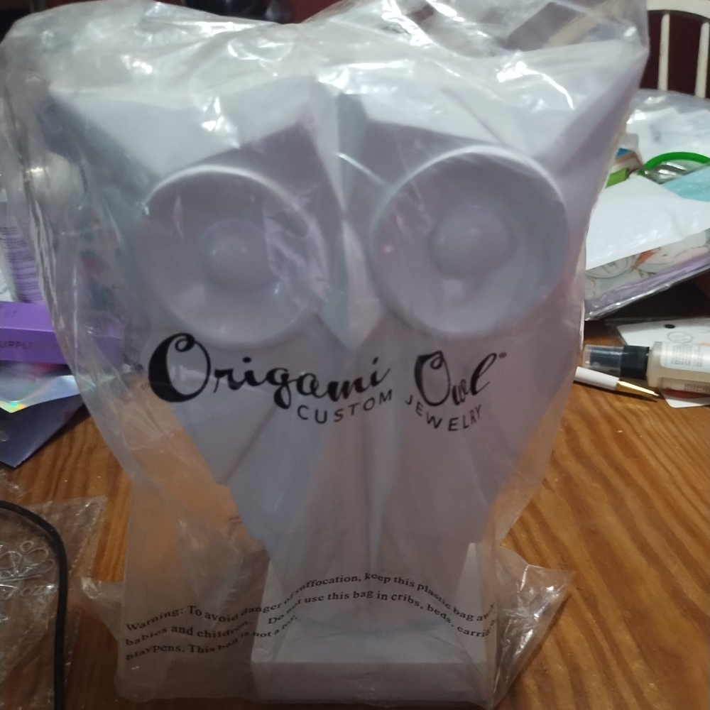 New Origami Owl White Statue
